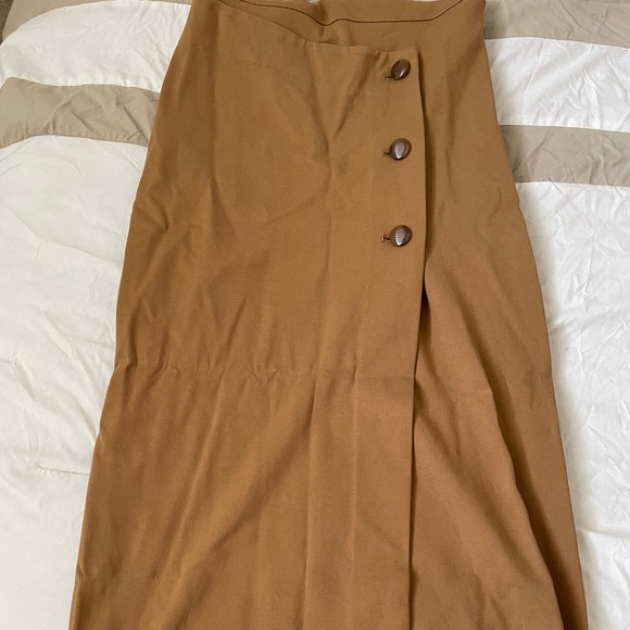 Babaton camel midi-skirt - Picture 2 of 3
